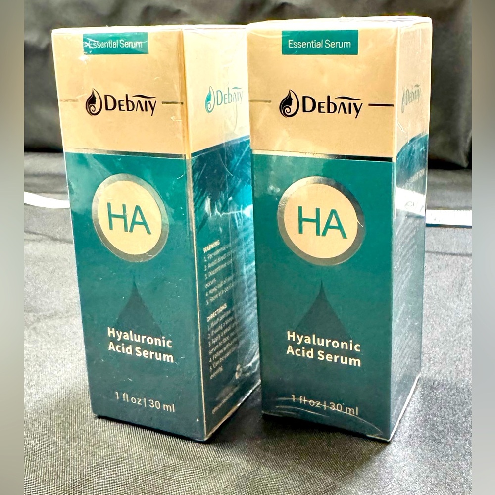 2/$12 NIB DEBAIY Hyaluronic Acid Serum with Niacinamide, Vitamins C, E